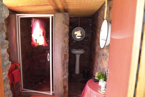 Badezimmer, Verbe Farm Accommodation in Garies Badezimmer, Verbe Farm Accommodation in Garies