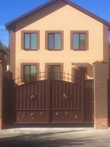ГОСТЕВОИ ДОМ С САУНОИ Cottage with Sauna in Voronezh ГОСТЕВОИ ДОМ С САУНОИ Cottage with Sauna in Voronezh