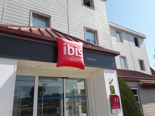 Bejárat, ibis Vesoul in Vesoul Bejárat, ibis Vesoul in Vesoul