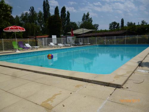 Bazen, Camping Le Mouliat in Moncrabeau Bazen, Camping Le Mouliat in Moncrabeau