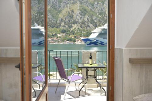 Kilátás, Guesthouse Anita in Dobrota Kilátás, Guesthouse Anita in Dobrota