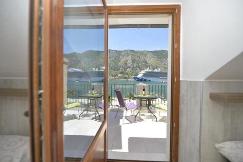 Kilátás, Guesthouse Anita in Dobrota Kilátás, Guesthouse Anita in Dobrota