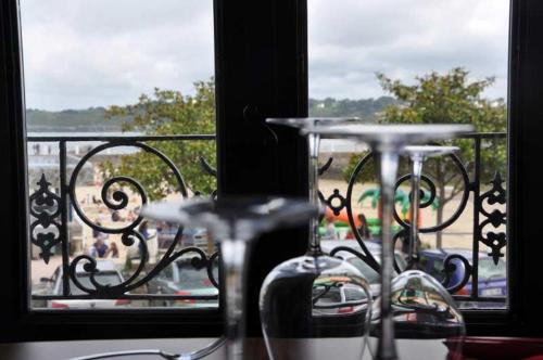 Hotel du port in 路基克亞 Hotel du port in 路基克亞