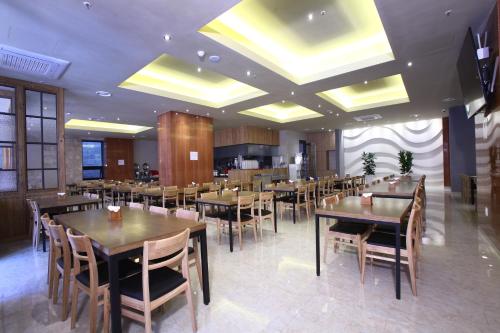 Food and beverages, Hotel Sopra Incheon Cheongna in Seo-gu Food and beverages, Hotel Sopra Incheon Cheongna in Seo-gu