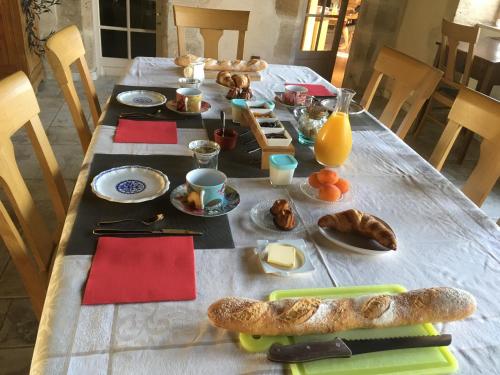 Eten en drinken, La Troliere in Autry Issards Eten en drinken, La Troliere in Autry Issards