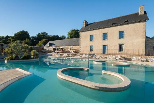 Camping de l'Orangerie de Lanniron Hotel