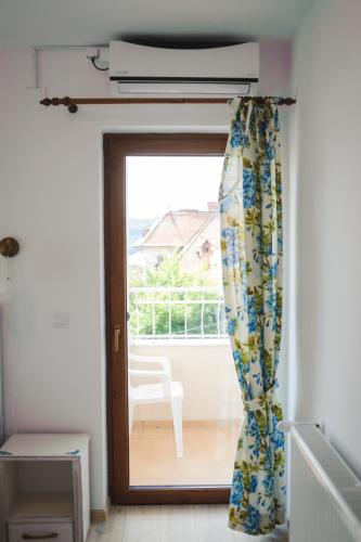 Pensiunea Geostar in Curtea De Arges Pensiunea Geostar in Curtea De Arges