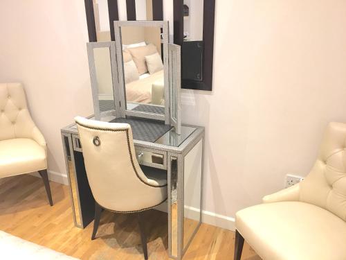 This photo about L L ViLLAS shared on HyHotel.com