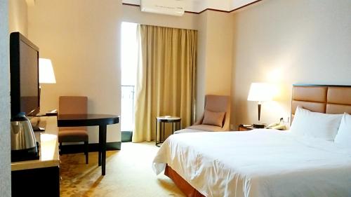 This photo about Zhongshan Jinbai Hotel shared on HyHotel.com
