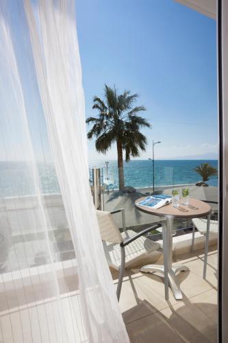 ระเบียง/ชานเรือน, เอลิต ซิตี้ รีสอร์ต (Elite City Resort) in แคลามาทา ระเบียง/ชานเรือน, เอลิต ซิตี้ รีสอร์ต (Elite City Resort) in แคลามาทา