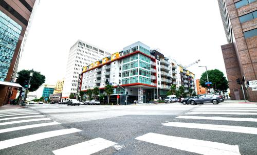 Hotel Ginosi Wilshire Apartel