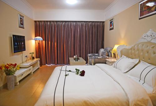 This photo about Yishang International Apartment Yangjiang Hailing Island Poly Branch shared on HyHotel.com