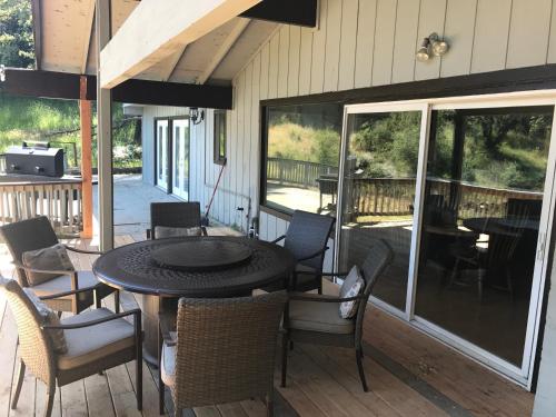 Programlehetőségek, Mountain Trail Lodge Vacation Rental in Oakhurst (Kalifornia) Programlehetőségek, Mountain Trail Lodge Vacation Rental in Oakhurst (Kalifornia)