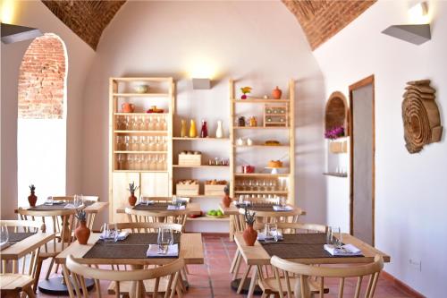 Restaurant, Noble House Essence Evora - by Unlock Hotels in Evora Restaurant, Noble House Essence Evora - by Unlock Hotels in Evora