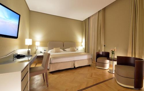 Hotel Palazzo Esedra in Неапол Hotel Palazzo Esedra in Неапол