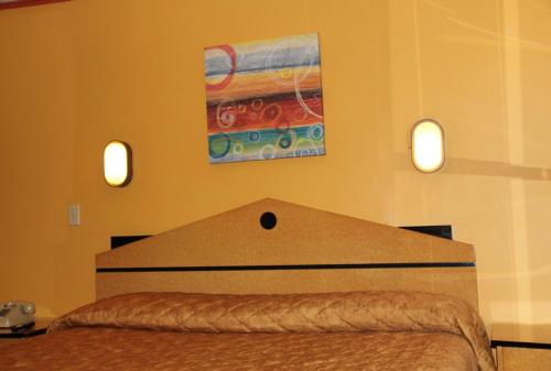 This photo about Bay Shore Inn shared on HyHotel.com