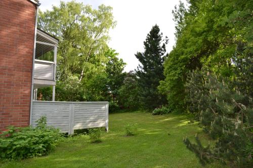 Garden, Apartments Karviaismaki in Ala-Malmi Garden, Apartments Karviaismaki in Ala-Malmi