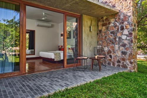 balkon/terras, Templation Hotel near Bayon Temple balkon/terras, Templation Hotel near Bayon Temple