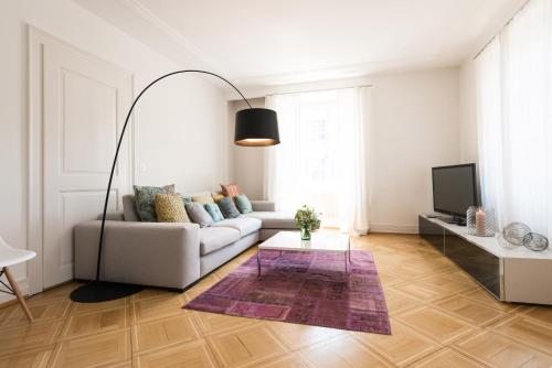 Hotel Central Design Apartment By Pinside