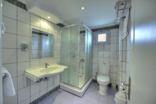 This photo about Alder Hotel shared on HyHotel.com