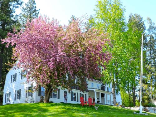 在meiguo.com看到的Huckleberry Hill Bed and Breakfast的介绍图片