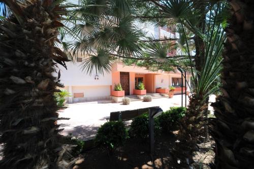 This photo about Hotel Villa Jole shared on HyHotel.com