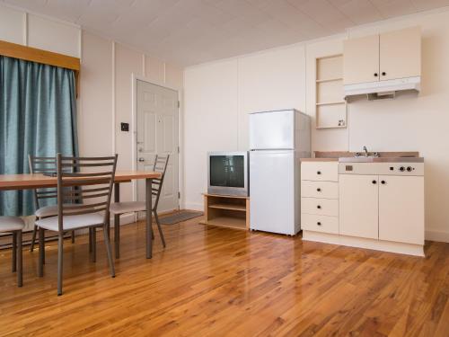 This photo about Au Pic de l'Aurore Motel-Chalets shared on HyHotel.com