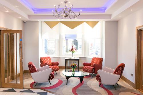 Фойє, Prom Hotel in Грейт Йармус Фойє, Prom Hotel in Грейт Йармус