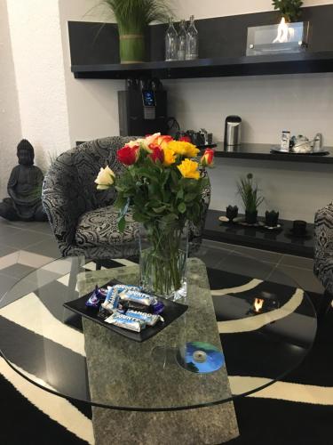 This photo about kleine 5 - feines Wohnen auf Zeit shared on HyHotel.com