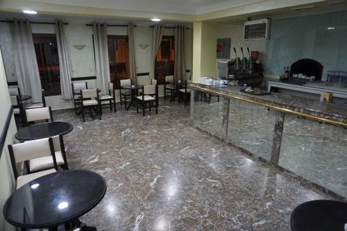 공용 라운지/TV 시청 구역, Hotel Zelis in 아실라 공용 라운지/TV 시청 구역, Hotel Zelis in 아실라