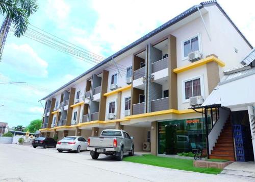 Facilities, Memory Place Samphran in Sam Phran Facilities, Memory Place Samphran in Sam Phran