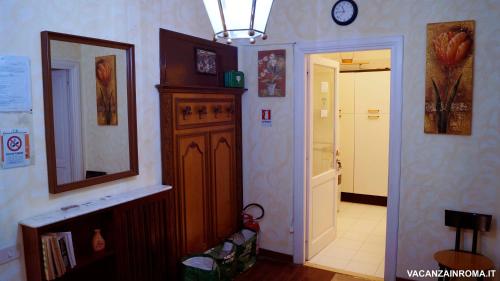 This photo about Al Pantheon Con Thomas Mann shared on HyHotel.com