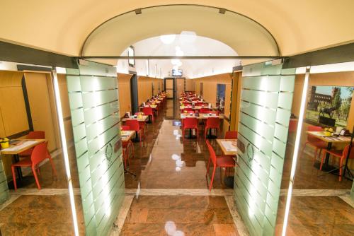Food and beverages, Le Petit Hotel in Turin Food and beverages, Le Petit Hotel in Turin