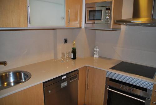 This photo about Suites Independencia - Abapart shared on HyHotel.com