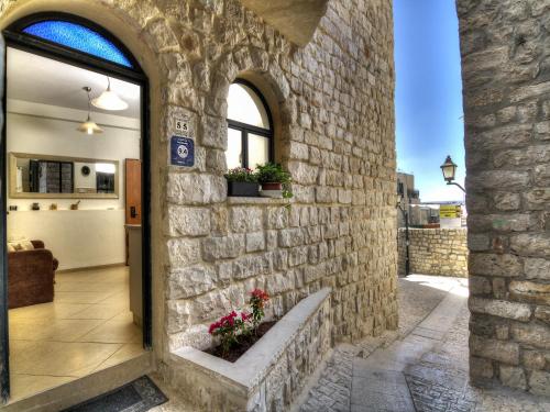 Entrance, Nofesh Baatika in Safed Entrance, Nofesh Baatika in Safed