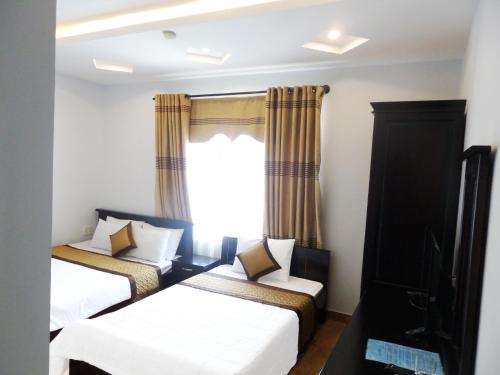 This photo about Crown Hotel shared on HyHotel.com