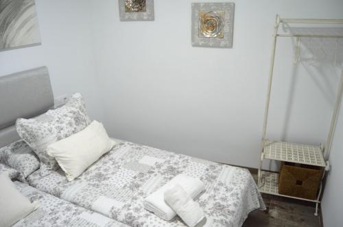 This photo about Apartamento Sagasta 47 Cadiz shared on HyHotel.com