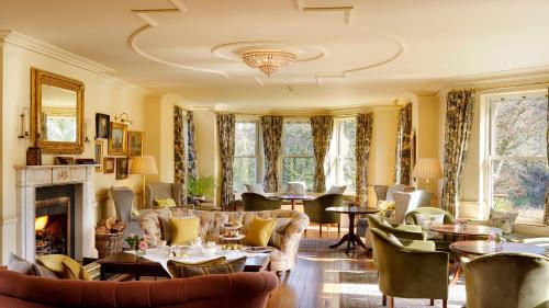 Pub/Hol, Sheen Falls Lodge in Kenmare Pub/Hol, Sheen Falls Lodge in Kenmare