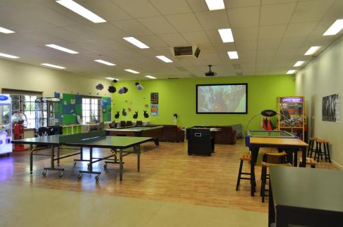 Tasman Holiday Parks - Merool on the Murray in Moama Tasman Holiday Parks - Merool on the Murray in Moama
