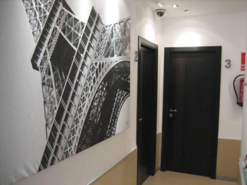 設施, 中心酒店 (Hostal Central) in 休達 設施, 中心酒店 (Hostal Central) in 休達