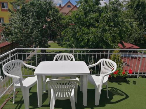 Balkong/terasse, Apartman v zahrade in Jindrichuv Hradec Balkong/terasse, Apartman v zahrade in Jindrichuv Hradec