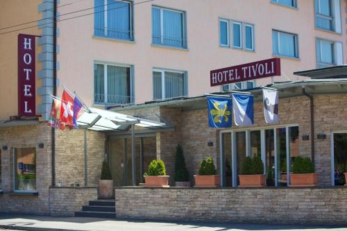 Entrance, Hotel Tivoli in Dietikon Entrance, Hotel Tivoli in Dietikon