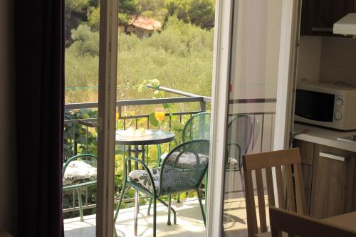 Apartments Valentino in Gradac Apartments Valentino in Gradac