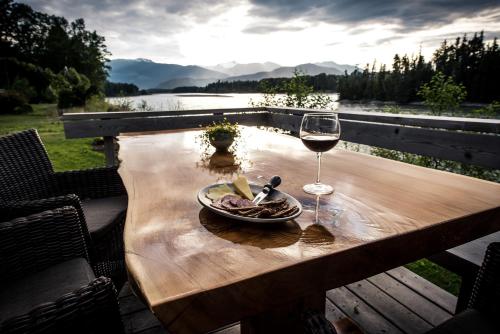 Balkon/terasa, Skeena River House Bed & Breakfast in Terrace (BC) Balkon/terasa, Skeena River House Bed & Breakfast in Terrace (BC)