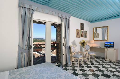 Albergo Hotel Raffaello in Urbino Albergo Hotel Raffaello in Urbino