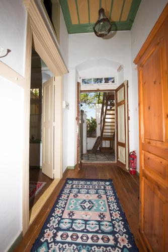 This photo about Villa Simos shared on HyHotel.com