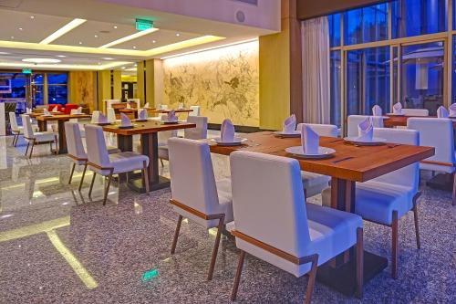 Salón de banquetes, Radisson Hotel Guayaquil in Guayaquil City Center Salón de banquetes, Radisson Hotel Guayaquil in Guayaquil City Center