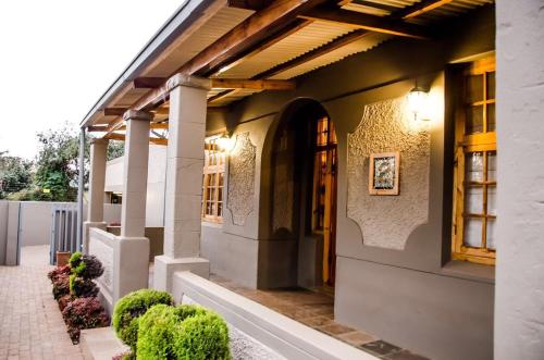 This photo about UI Elemea Suites shared on HyHotel.com