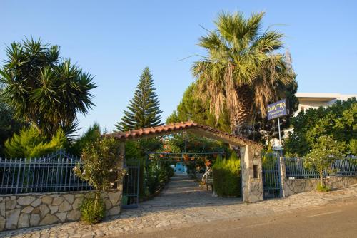 Dimitra Apartment Hotel in สคาฟีเดีย Dimitra Apartment Hotel in สคาฟีเดีย
