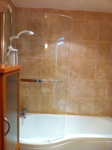 Fürdőszoba, Bankfoot Inn in Bankfoot Fürdőszoba, Bankfoot Inn in Bankfoot